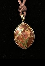 Double Sided Cloisonne Enamel Daffodil Pendant Cord Necklace Flower Pink... - $337.24 MXN