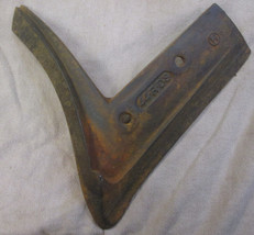 Cast Iron Farm Implement Plow Point Stamped 44-RD-S - £62.01 GBP