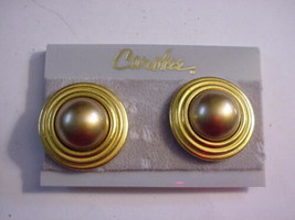 Vintage Carolee Gray Center Gold Tone Clip On Earrings NOC $40 - $35.25