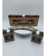 Hallmark Train Trestle Display &amp; 2 Train Car Lot Keepsake Ornaments 1991 - £7.09 GBP