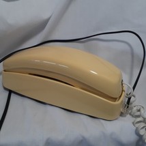 Beige Vintage ATT Telephone Landline Corded Trimline 210 Pushbutton Redial Flash - £10.94 GBP
