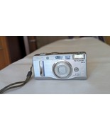 FUJIFILM FinePix F700 Sliver Color Compact Digital Camera For parts or n... - €25,42 EUR