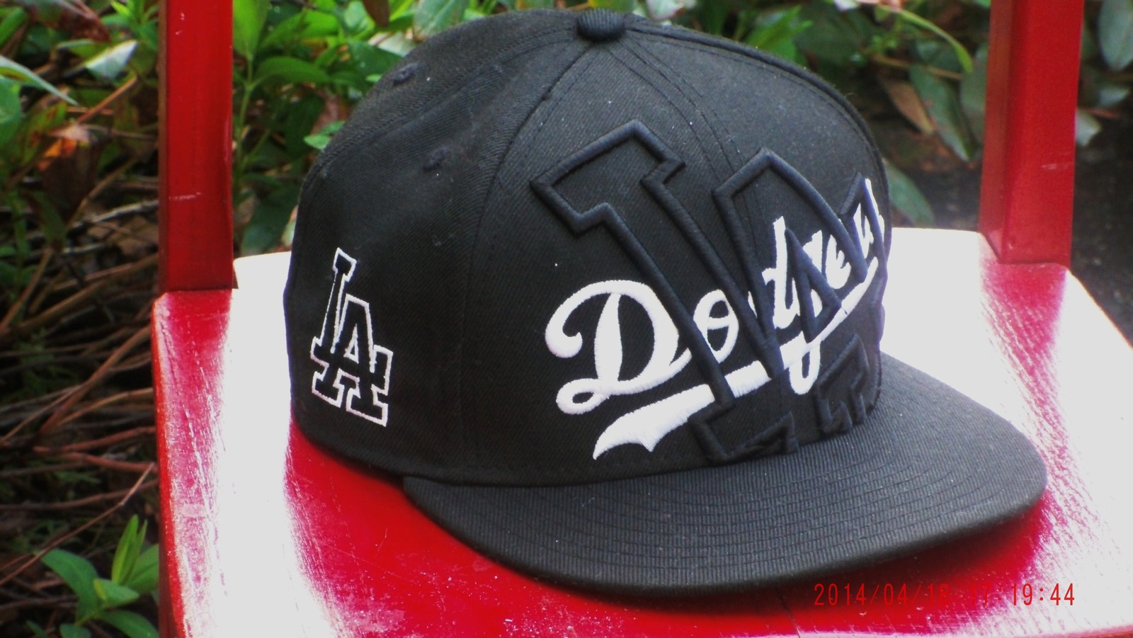 Primary image for BLING New Era 59Fifty LA DODGERS NEW BASEBALL CAP Fitted Size 7 3/8 Genuine Mer
