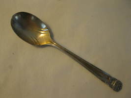 WM Rogers MFG Co. Eternally Yours Pattern Silver Plated 5.5&quot; Sugar Spoon - £3.93 GBP