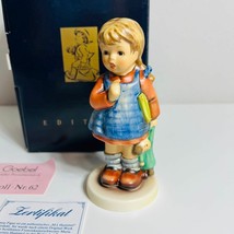 Goebel Hummel I Wonder Books Figurine Learning School Girl #486 German Sculpture - £47.80 GBP