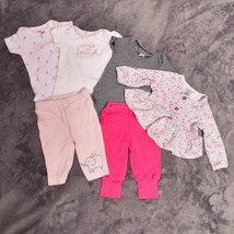 Carter&#39;s 6 Piece Baby Girl NB Bundle - $10.95