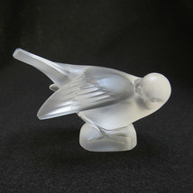 Lalique Sparrow ~ &quot;Head in Wing&quot; ~ Excellent &amp; Signed - £109.71 GBP