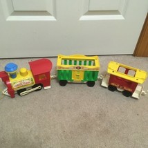 1973 Fisher Price Little People Play Family Circus Train 991 Horn Works 3 Cars - $22.75