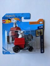 Hot Wheels 2018 50th Anniversary HW Screen Time Peanuts Snoopy Car 25/365 - £11.29 GBP