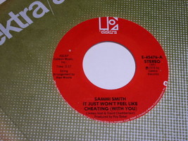 Sammi Smith It Just Won't Feel Like Cheating 45 Rpm Record Vintage 1978 - £15.21 GBP