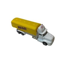 VTG 1996 Mattel Hot Wheels “Milk Duds” Yellow White Semi Truck Hauler  READ - £8.26 GBP
