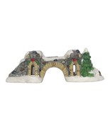 2004 Cobblestone Corners Windham Heights Porcelain Snowy Cobblestone Bri... - $16.87 CAD