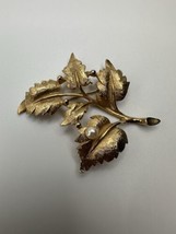 Vintage Gold Chantel Leaf Pearl Brooch 6.5cm - £22.97 GBP