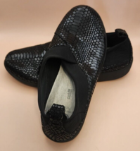 Clarks Cloudsteppers - 9 M Black - Soft Cushion - Casual Slip On Loafers - $19.79