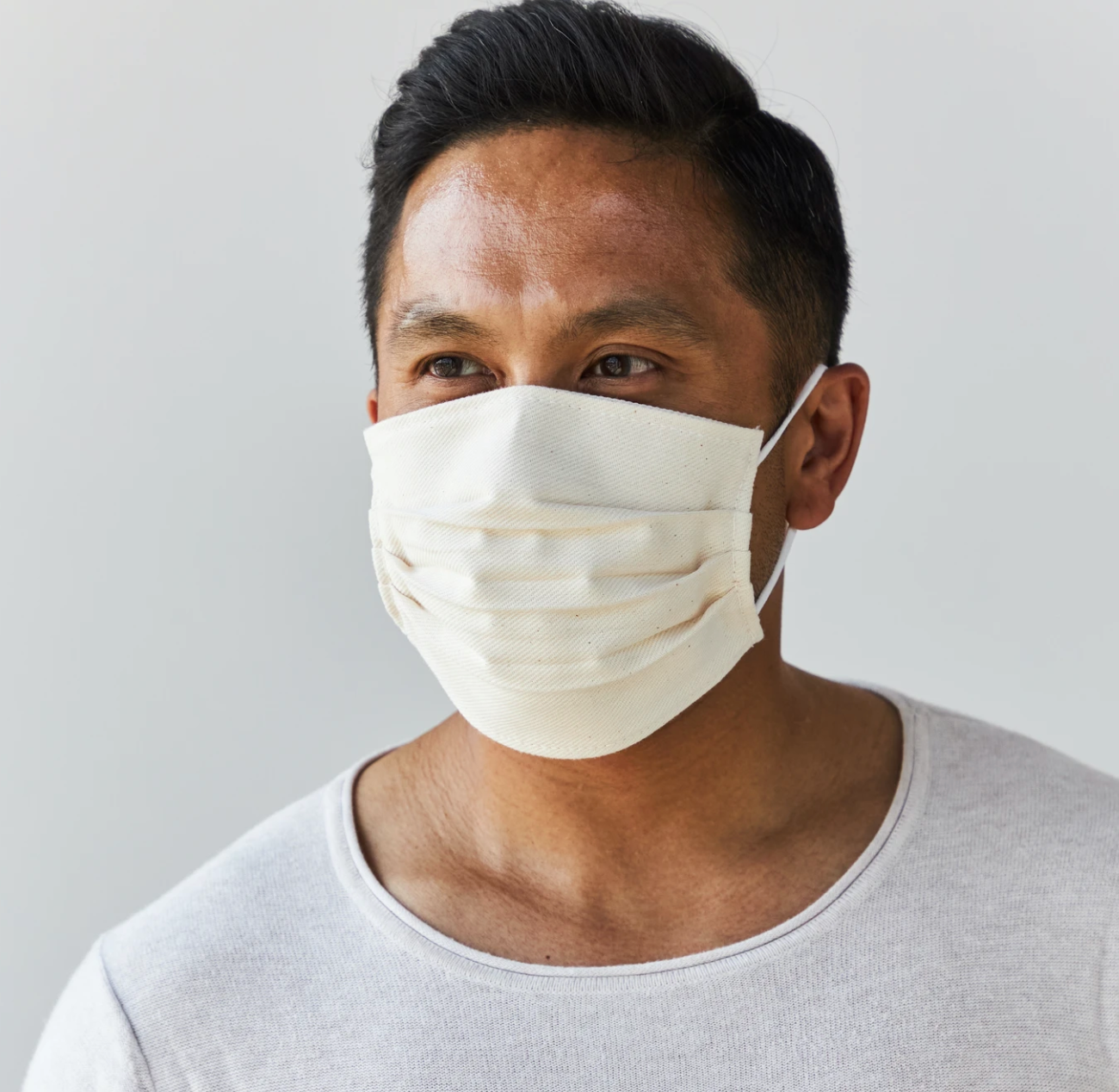 Disposable Face Covering (White) Disposable Face Mask Grip &amp; Comfort 50 ... - $4.94