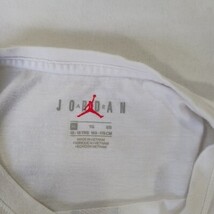 AJ Air Jordan Youth Boy's XL White Graphic Short Sleeve T-Shirt  image 5