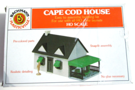 Bachmann Plasticville Ho Scale Cape Cod House Train Trackside Building - £10.98 GBP