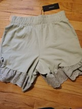 Vero Moda Veto Moda Juna Ruffle Hem Stretch Cotton Pull On Shorts NWT  - $11.26