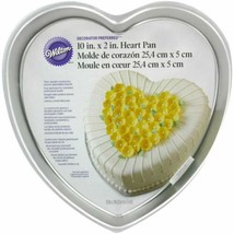 Wilton Heart Decorator Preferred 10&quot; Aluminum Cake Pan  - £14.78 GBP