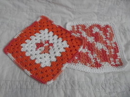 SET OF 2 HAND CROCHETED DISH CLOTHS ORANGE WHITE PEACH CLEAN WASH - £5.60 GBP