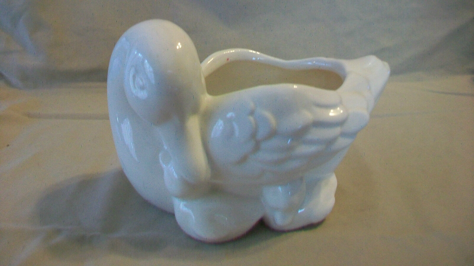 WHITE CERAMIC GOOSE WITH TWO DUCKLINGS CANDY DISH OR PLANTER FROM AVON 1984 - £23.45 GBP