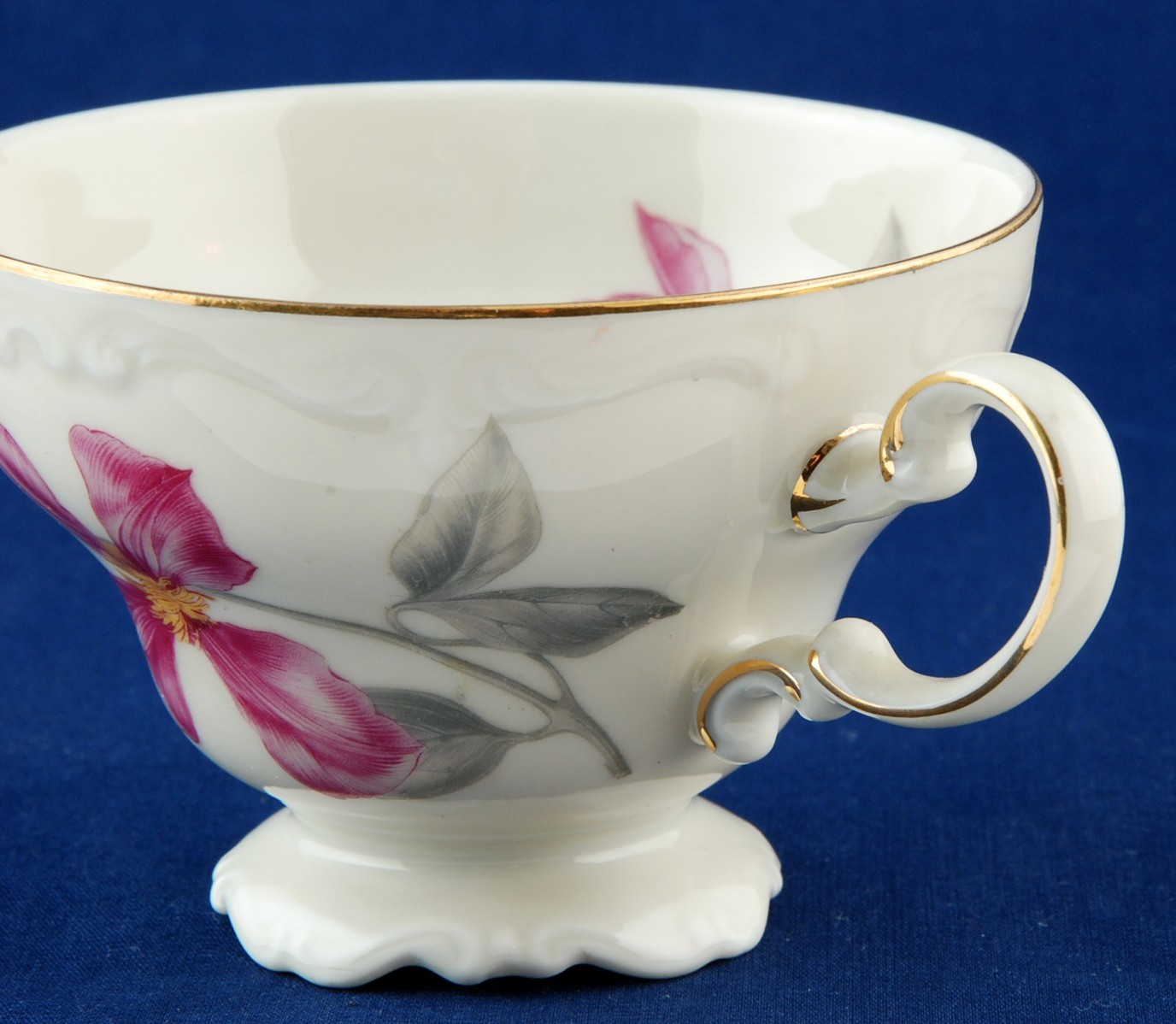 Rosenthal Beatrice Orphan Tea Cup Pompadour Shape  Item image 3