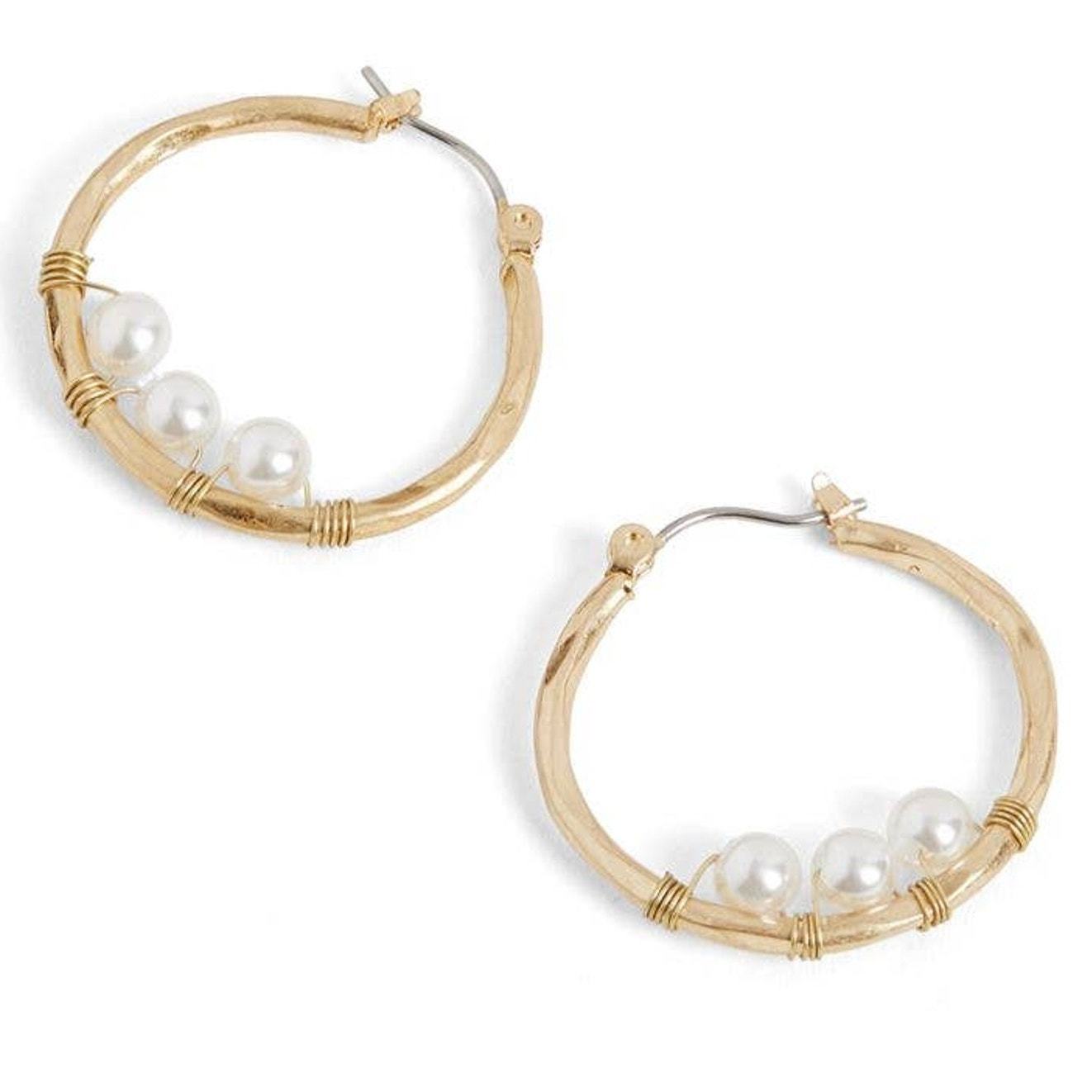 Gold Wavy Hoop Pearls Earrings