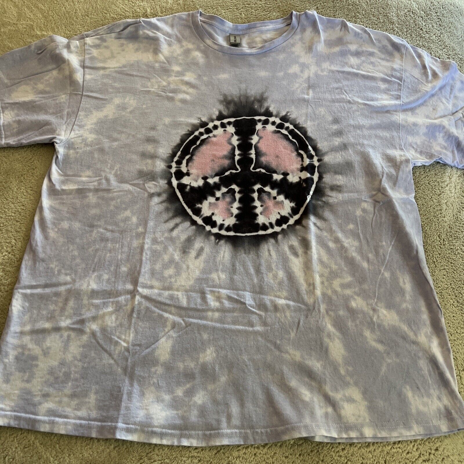 Primary image for Gildan Mens Purple White Black Pink Peace Sign Tie Dye Short Sleeve Shirt 2XL