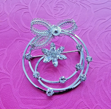 VINTAGE PRETTY 925 STERLING SILVER CRYSTAL FLIWER BROOCH FLORAL PIN - $583.81 MXN