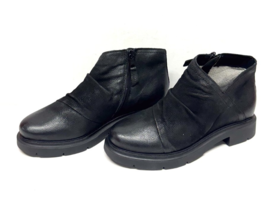 MIZ MOOZ   LEATHER  BOOTIE  SIDE ZIPPER  BLACK  37EU / 7US NEW # Z-25 - $919.33 MXN MIZ MOOZ   LEATHER  BOOTIE  SIDE ZIPPER  BLACK  37EU / 7US NEW # Z-25 - $919.33 MXN