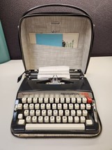 Vintage Remington 333 Sperry Rand Typewriter in Case Tested Good Condition - £53.71 GBP
