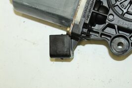 2000-2006 MERCEDES BENZ W215 CL500 REAR DRIVER LEFT QUARTER WINDOW MOTOR J1057 image 2