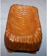 Vintage Carved Wooden Nativity Scene Manger-No Baby Jesus-1 1/2 inches tall - $141.82 MXN