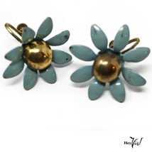 Vintage 3D Turquoise Flower Screw Back Earrings - Enamel on Metal - 1&quot; -... - £11.01 GBP
