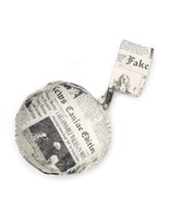 Kikkerland Kobe Fake News Handy Foldable Pet Water & Food Bowl, Holds 3 Cups - $4.74 CAD