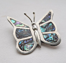 VINTAGE 925 STERLING SILVER MOTHER OF PEARL BUTTERFLY BROOCH - $656.79 MXN