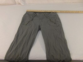 Adult Women&#39;s The North Face Gray Zipper Button Drawstring Waist Pants 3... - £18.34 GBP