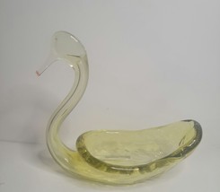 Yellow Glass Swan Dish with Hollow Neck - £15.02 GBP