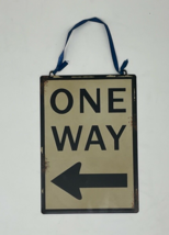 Rustic metal One Way Sign Weather/Fade Resistant, Easy Mounting, 5.8” x 8.1” - £6.73 GBP