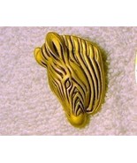 j100 Big Large Zebra Head Goldtone Pin Brooch - £3.90 GBP