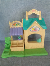 2004 Fisher Price Sweet Streets Fruit Vegetable Stand Market Opens for Play - $13.80