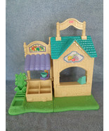 2004 Fisher Price Sweet Streets Fruit Vegetable Stand Market Opens for Play - $13.80