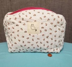 Quilted Makeup Bag, Cosmetic Zip Bag, Floral Makeup Bag, Boho Makeup Bag, Kawaii - £11.99 GBP