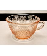 Federal Glass Vintage Cup,  Pink Depression, Normandie Pattern, Lattice ... - $20.03 CAD