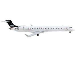 Bombardier CRJ900 Commercial Aircraft &quot;Mesa Airlines&quot; White with Black Tail 1/4 - £46.86 GBP