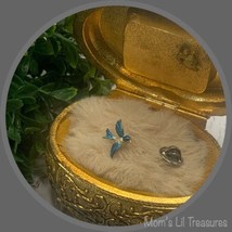 Vintage Pin Little Small Bluebird Lapel Hat Pin Vintage Jewelry ⚜️ - £6.26 GBP