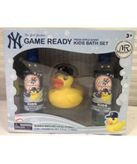NEW YORK YANKEES KIDS BATH SET RUBBER DUCK SHAMPOO BUBBLE BATH GAME READY - $223.52 MXN