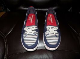 Grasshopper Shoes EF57900 Windham Navy/Red Size 5M Women's EUC - $40.50