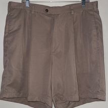 Haggar Cool 18 Men&#39;s Tan Pleated Shorts - $9.80