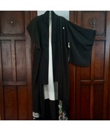 VTG Kimono Japan Black Silk Embroidery Hand Painted Crest White Lining P... - £91.45 GBP